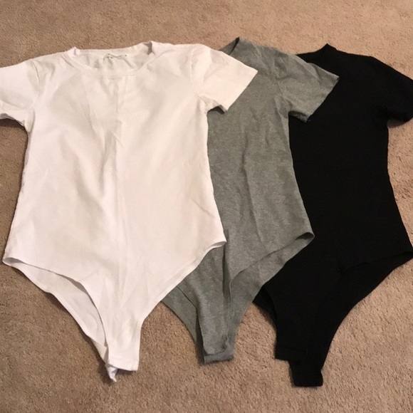 Mangopop Tops - Three short sleeve bodysuits